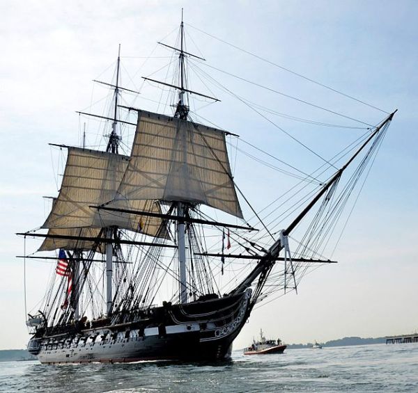 USS_Constitution_underway,_August_19,_2012_by_Castle_Island_cropped